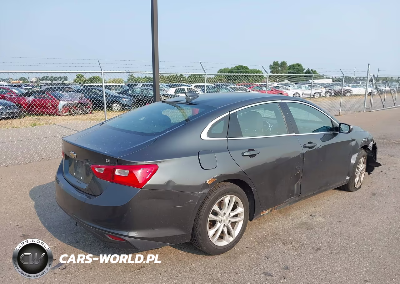 2017 Chevrolet Malibu 1Lt VIN:1G1ZE5ST8HF112169 - 4