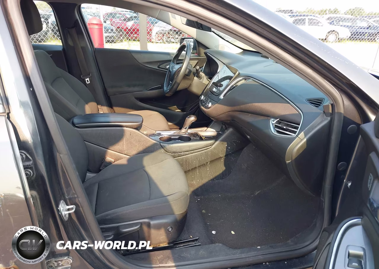 2017 Chevrolet Malibu 1Lt VIN:1G1ZE5ST8HF112169 - 5