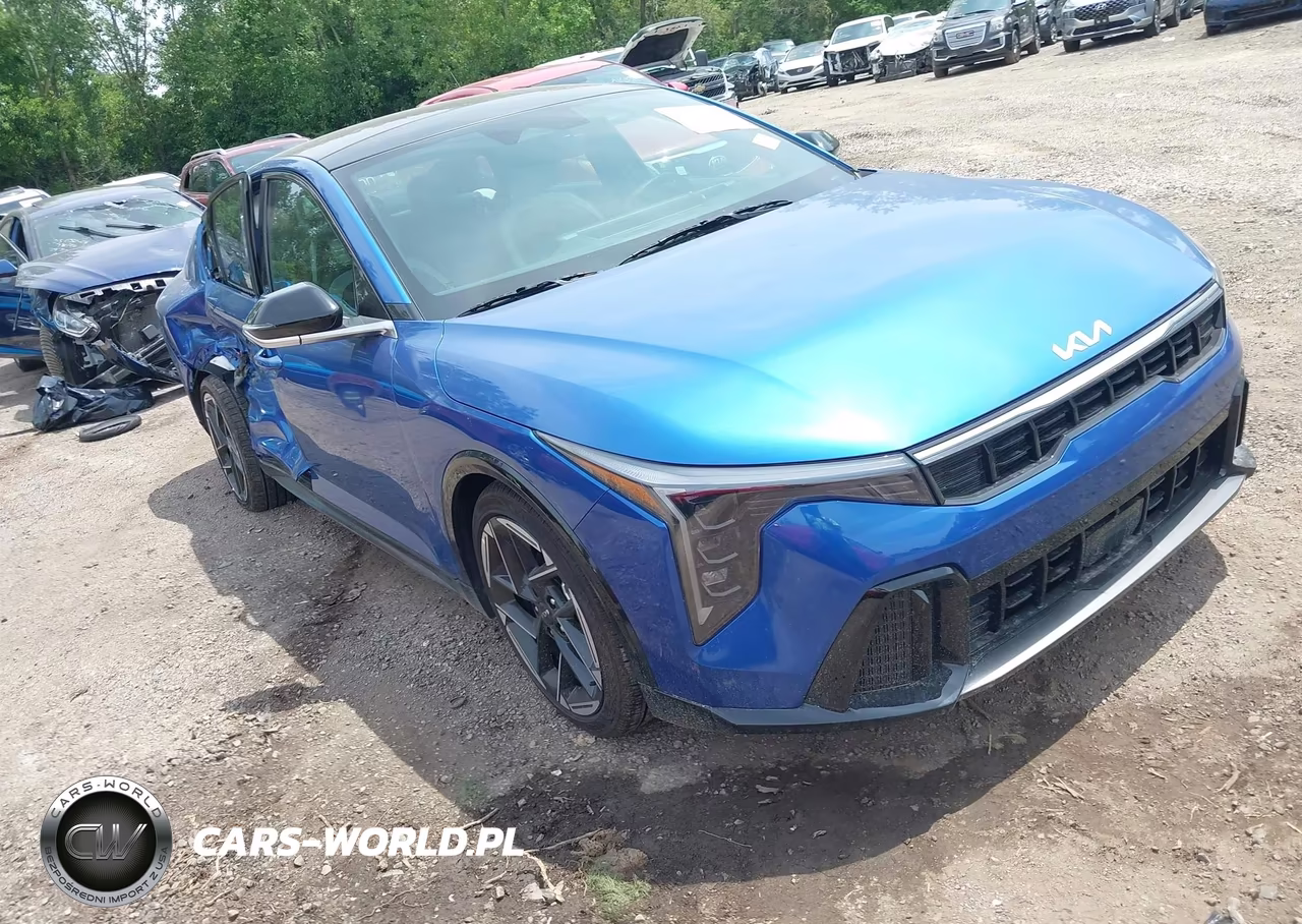 2026 Kia K4 Gt-Line – zdjęcie 1 z 17