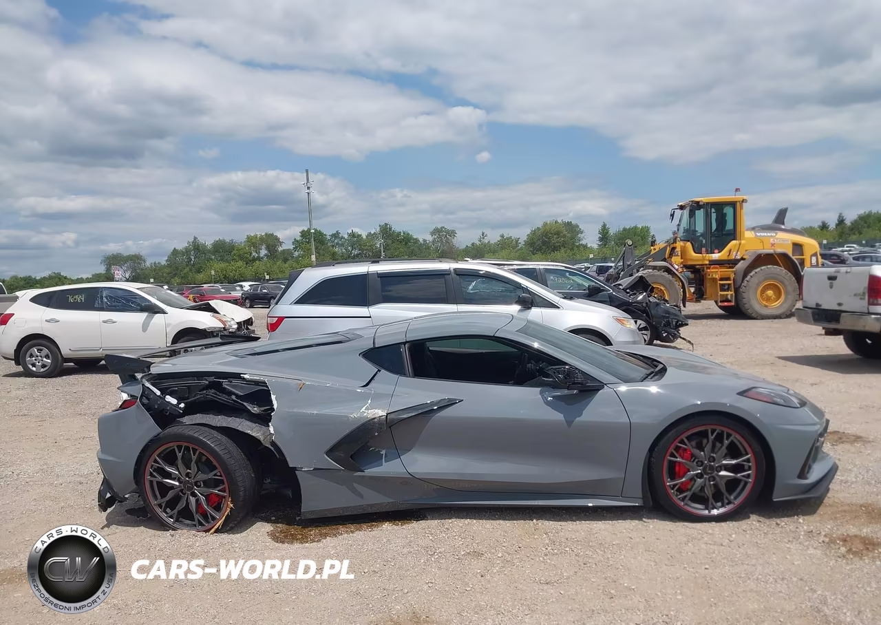 2025 Chevrolet Corvette Stingray Rwd 2Lt VIN:1G1YB2D48S5100335 - 14