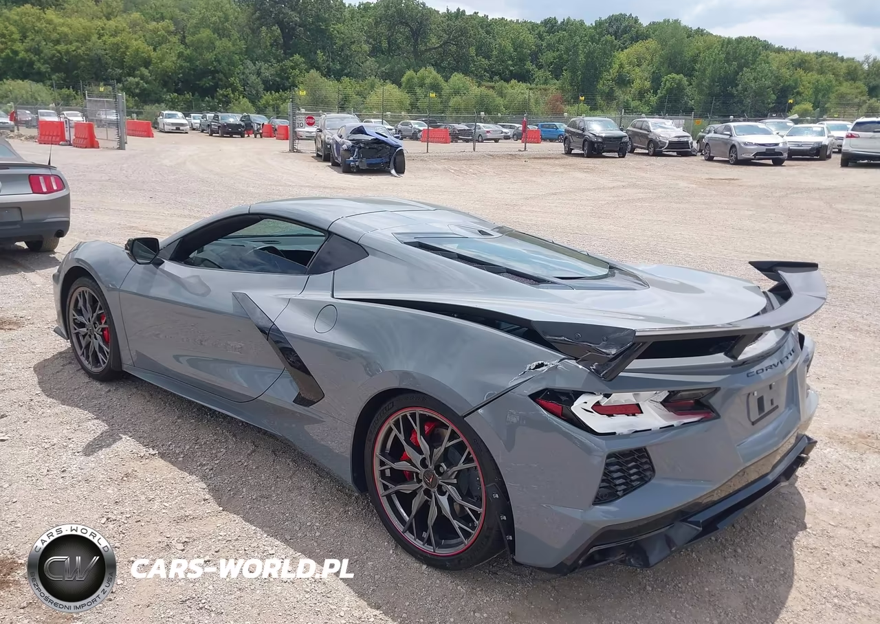 2025 Chevrolet Corvette Stingray Rwd 2Lt VIN:1G1YB2D48S5100335 - 3