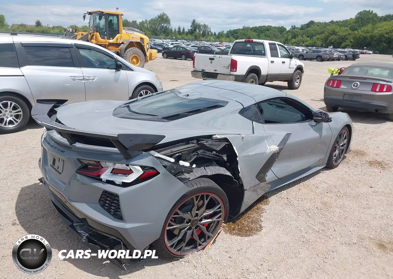 2025 Chevrolet Corvette Stingray Rwd 2Lt VIN:1G1YB2D48S5100335 - 4