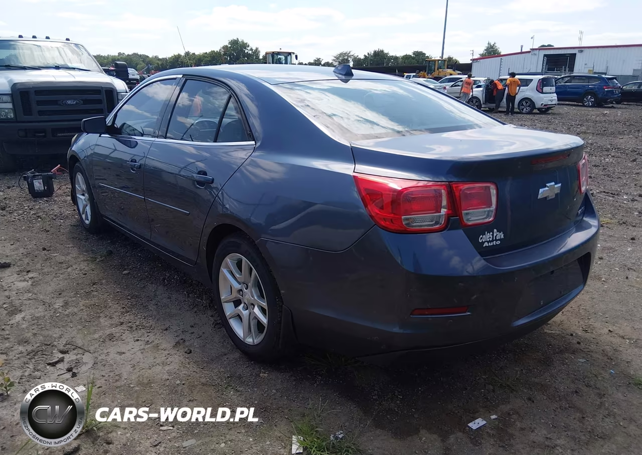 2013 Chevrolet Malibu 1Lt VIN:1G11C5SA3DF343881 - 3