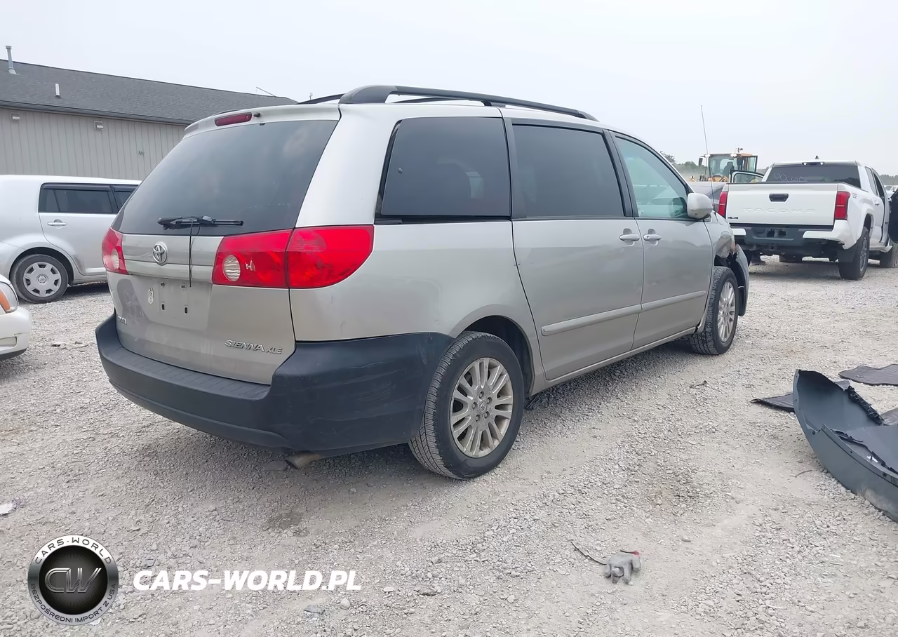 2009 Toyota Sienna Xle VIN:5TDZK22CX9S265345 - 4