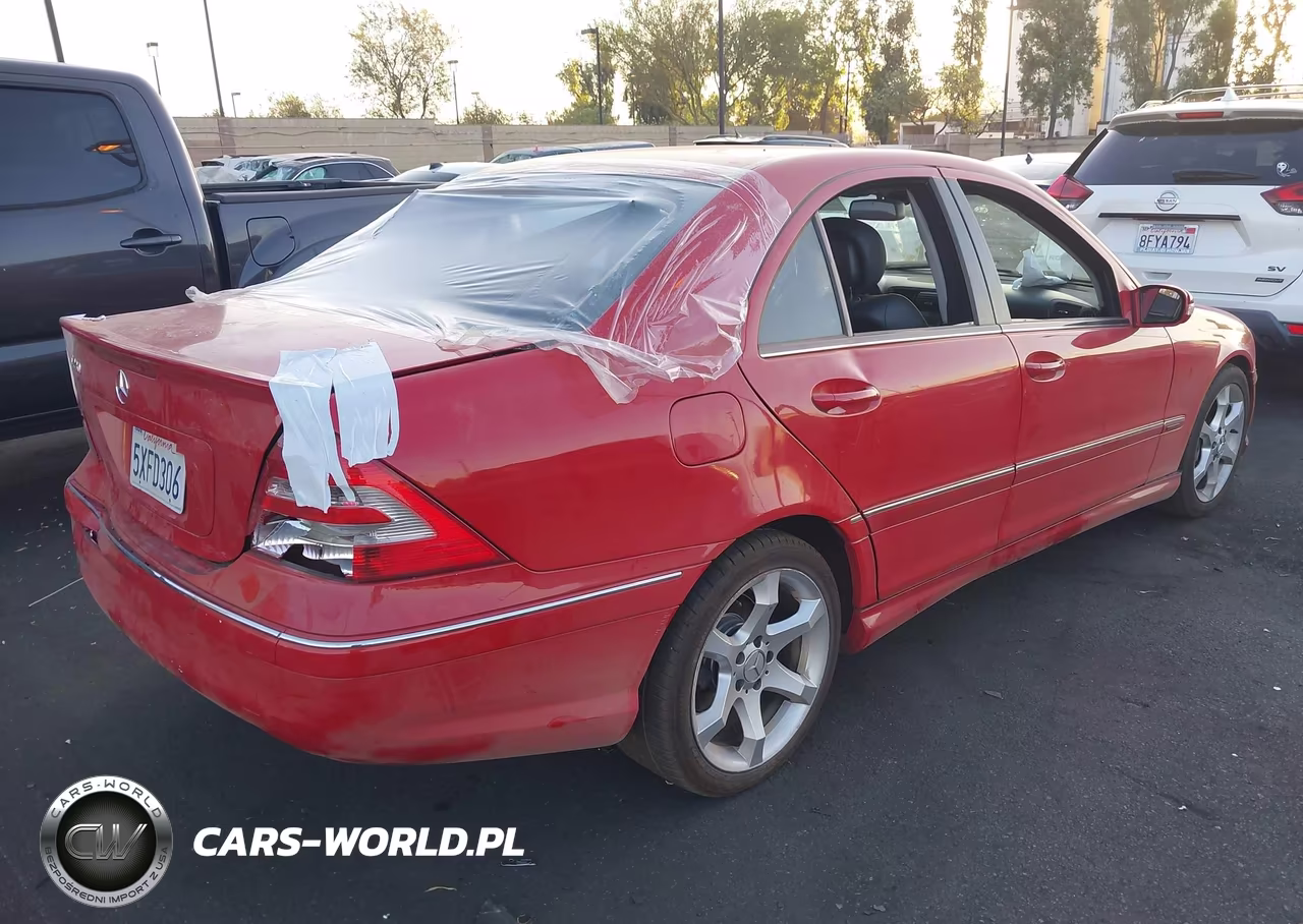 2007 Mercedes-Benz C 230 Sport VIN:WDBRF52H07F862646 - 4