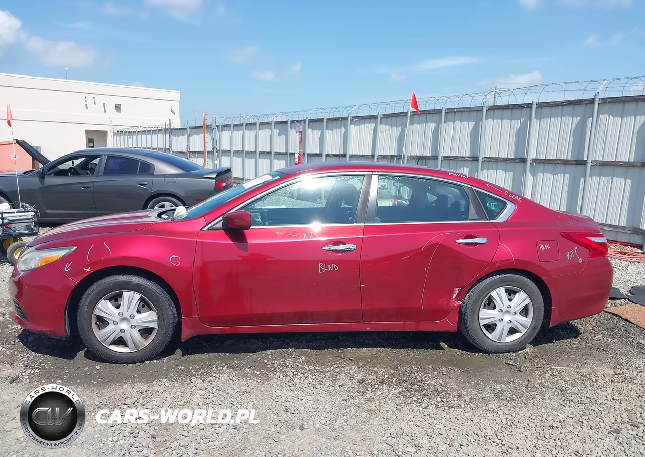 2016 Nissan Altima 2.5 S VIN:1N4AL3AP2GC185630 - 14