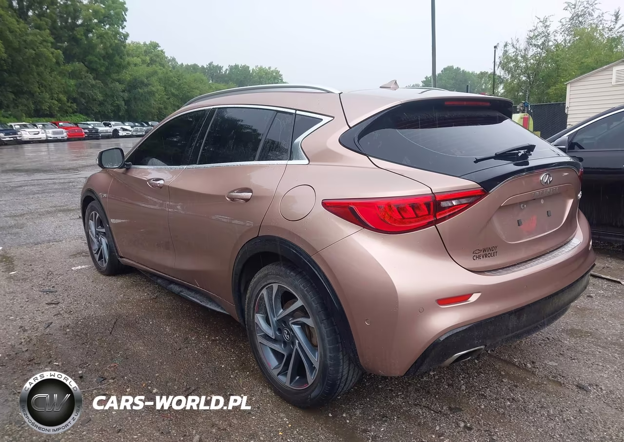 2018 Infiniti Qx30 Premium VIN:SJKCH5CP6JA044959 - 3