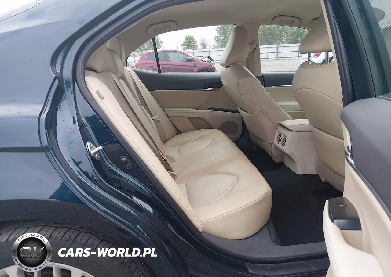 2020 Toyota Camry Xle VIN:4T1F11AK6LU993946 - 8