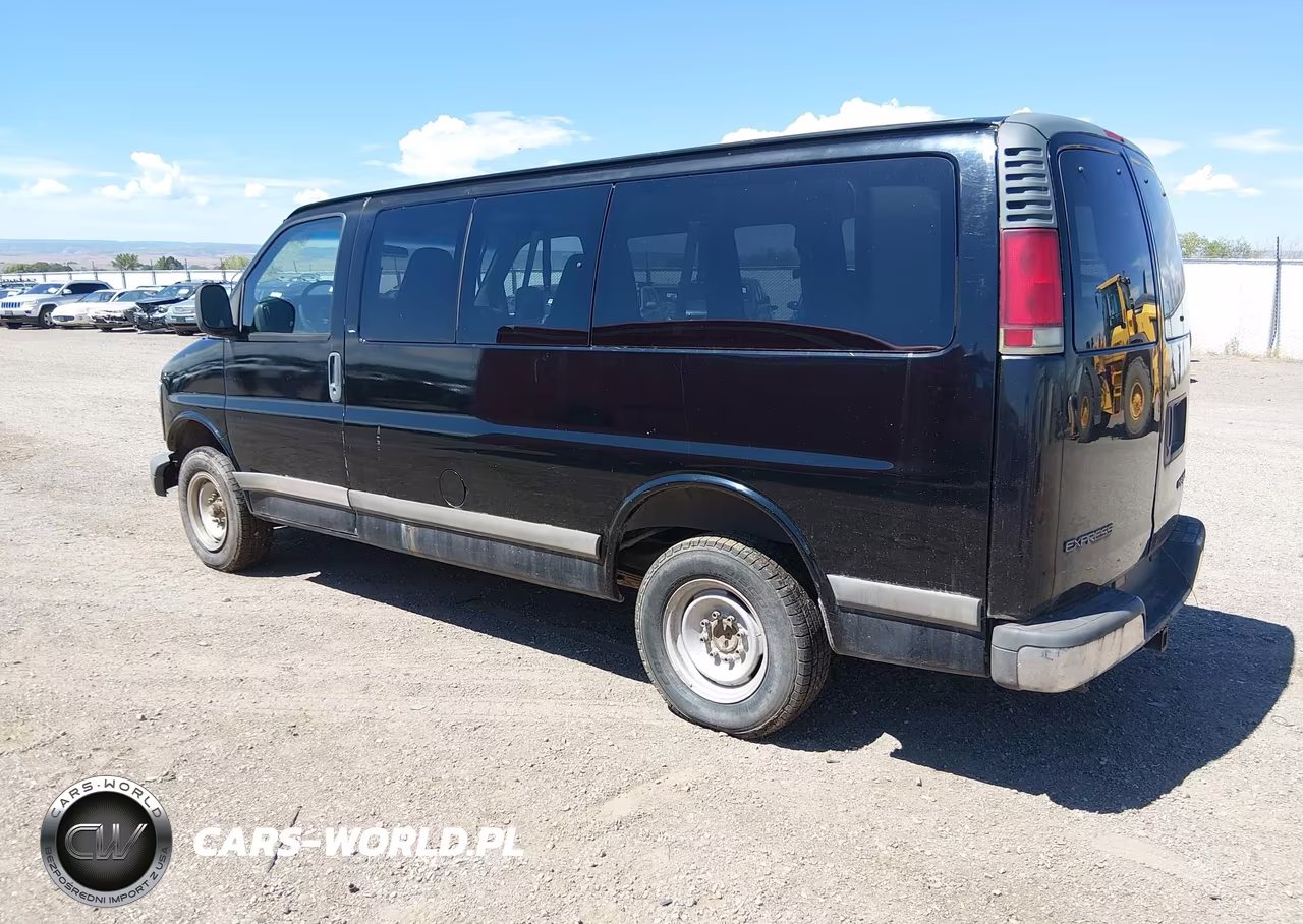 2002 Chevrolet Express Van VIN:1GNGG25R221142304 - 3