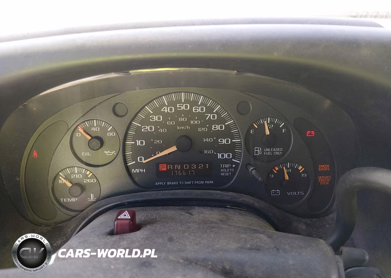 2002 Chevrolet Express Van VIN:1GNGG25R221142304 - 7