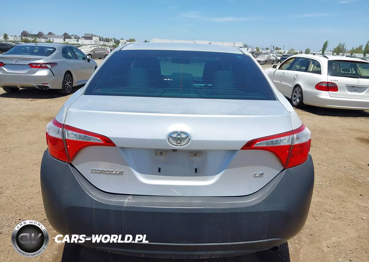 2015 Toyota Corolla Le VIN:5YFBURHE2FP365280 - 16