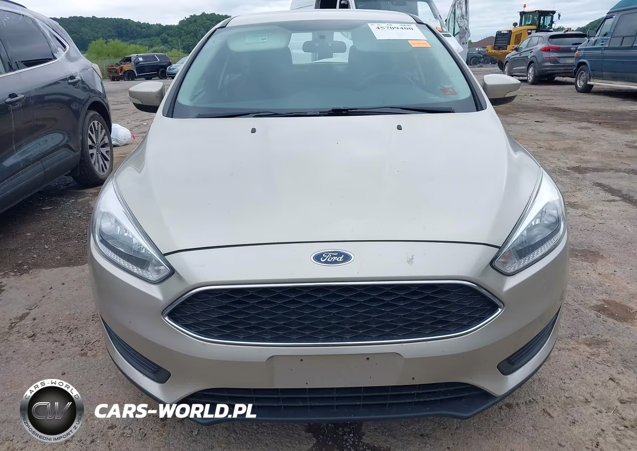 2017 Ford Focus Se VIN:1FADP3F25HL213582 - 12
