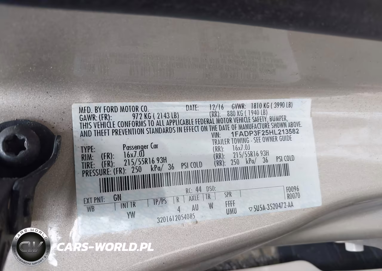 2017 Ford Focus Se VIN:1FADP3F25HL213582 - 9