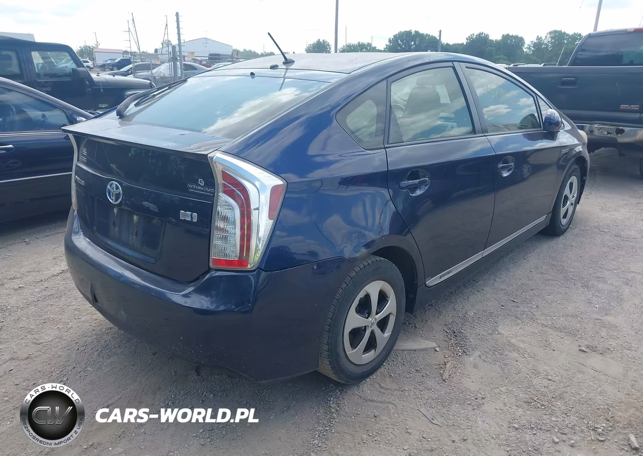 2012 Toyota Prius Two VIN:JTDKN3DU0C1492116 - 4