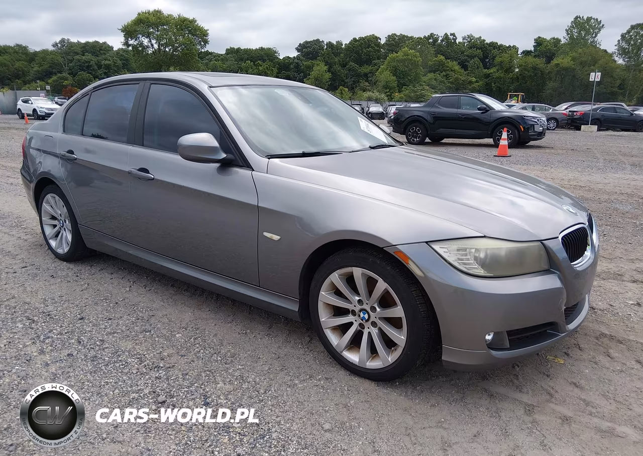 2011 BMW 328I – zdjęcie 1 z 11