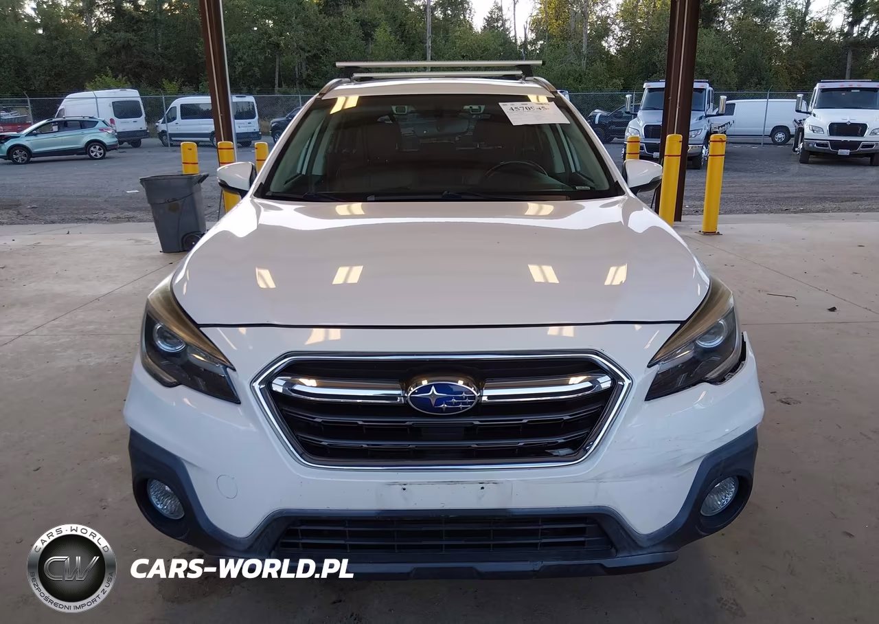 2018 Subaru Outback 2.5I Touring VIN:4S4BSATC2J3203465 - 12