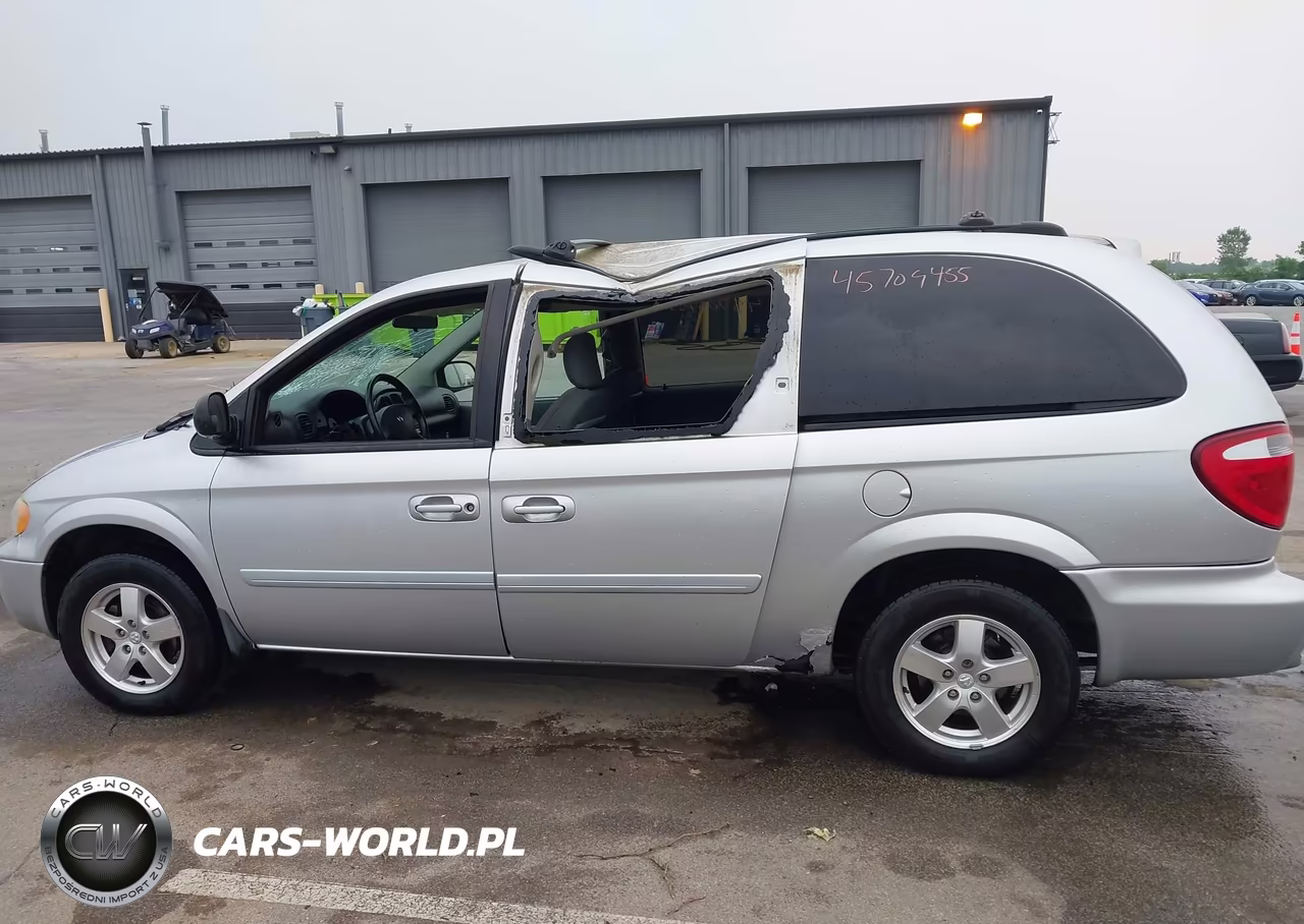 2005 Dodge Grand Caravan Sxt VIN:2D8GP44L05R473269 - 13