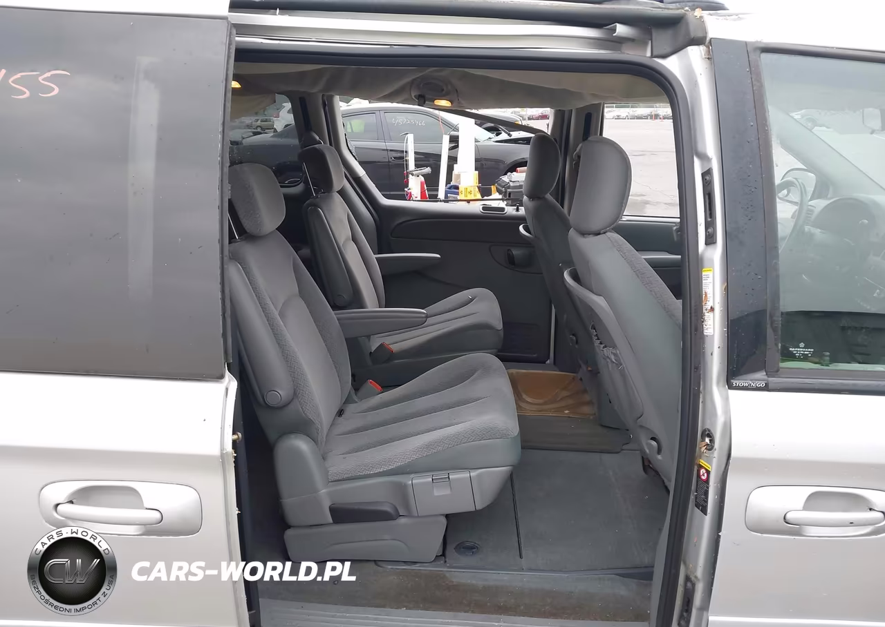 2005 Dodge Grand Caravan Sxt VIN:2D8GP44L05R473269 - 8