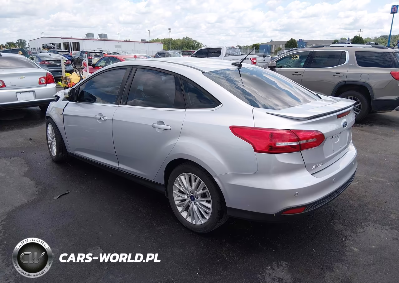 2017 FORD FOCUS TITANIUM VIN:1FADP3J23HL347739 - 3