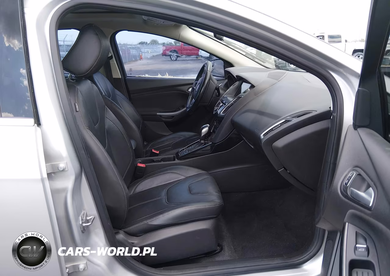2017 FORD FOCUS TITANIUM VIN:1FADP3J23HL347739 - 5