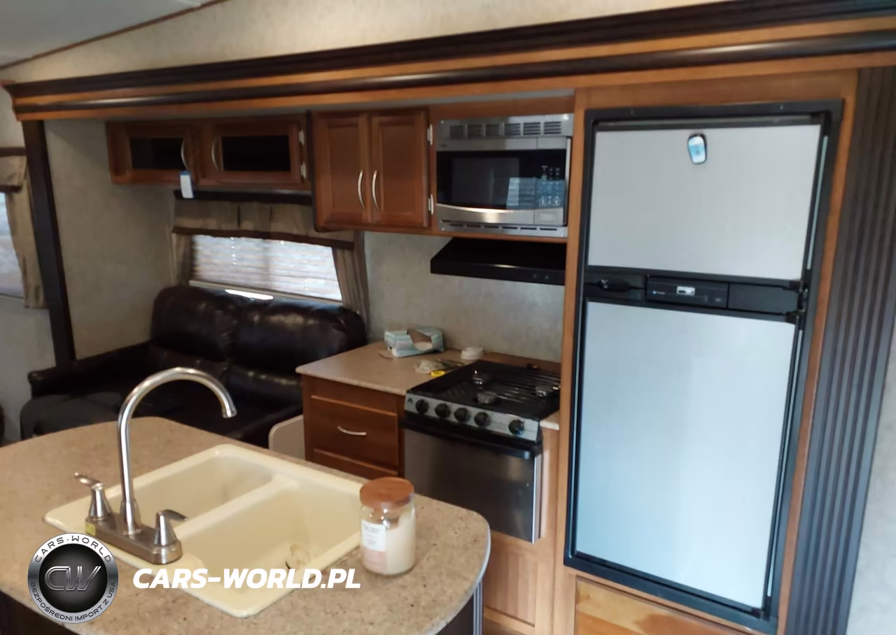 2017 Forest River Prime Time Crusader Lite VIN:5ZT3CSTB9HG121169 - 11
