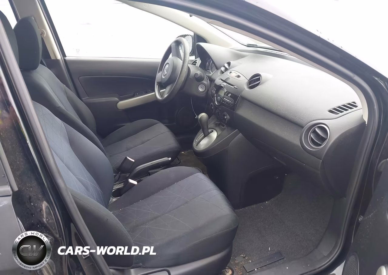 2013 Mazda Mazda2 Sport VIN:JM1DE1KY2D0155277 - 5
