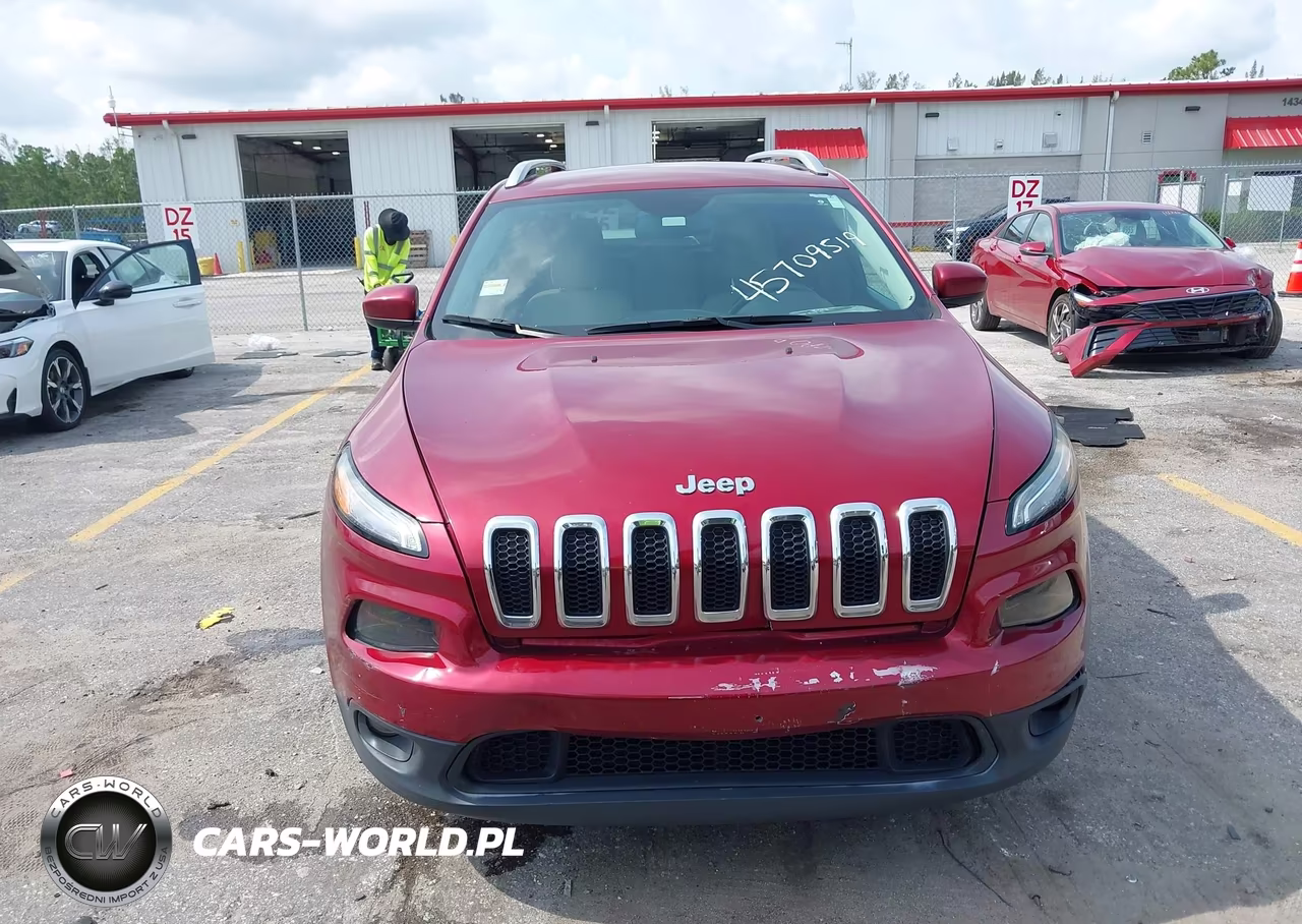 2017 Jeep Cherokee Latitude VIN:1C4PJLCB2HW517819 - 12