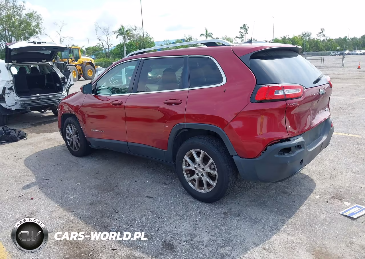 2017 Jeep Cherokee Latitude VIN:1C4PJLCB2HW517819 - 3