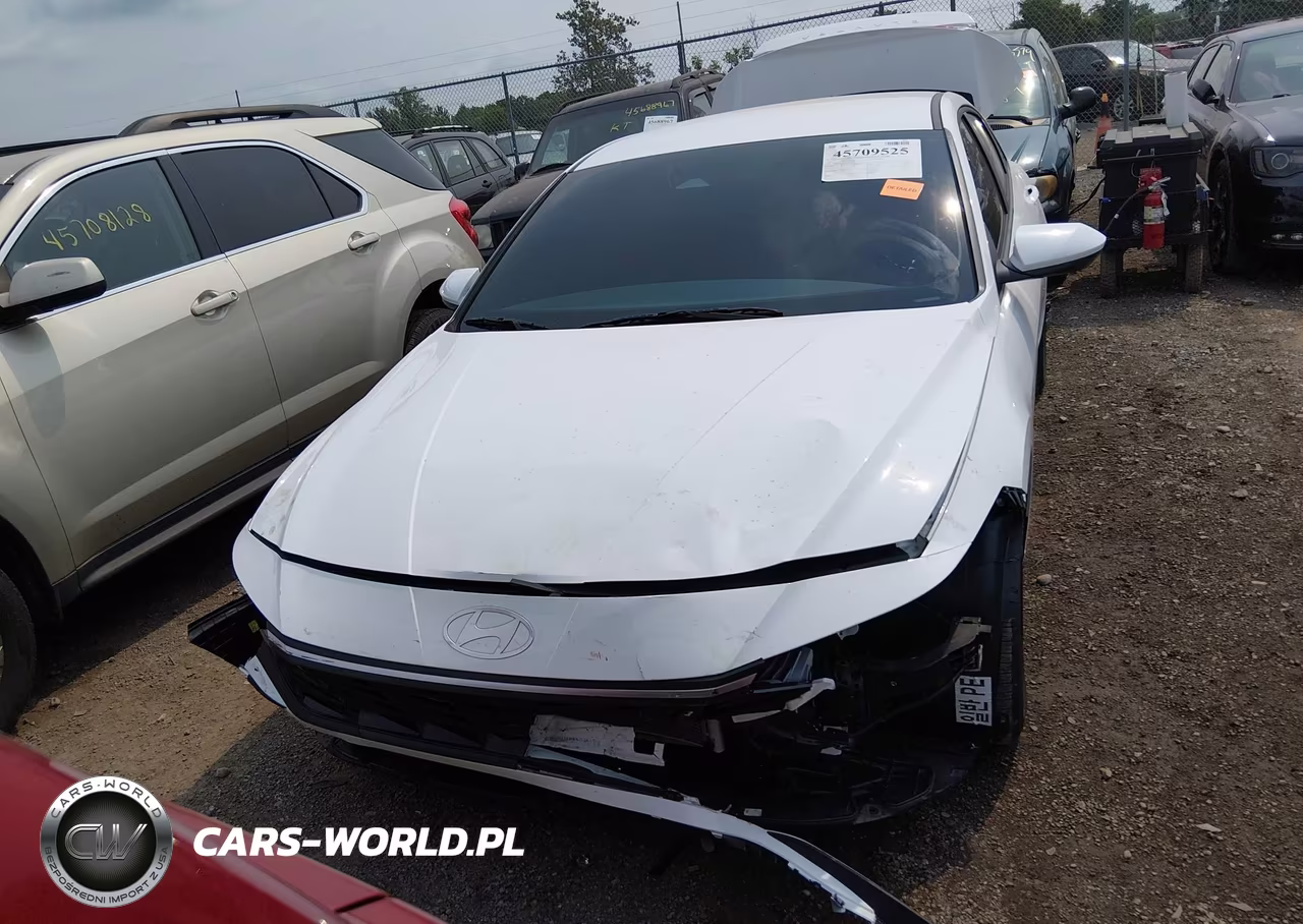 2026 Hyundai Elantra Se VIN:KMHLL4DG2TU172798 - 13