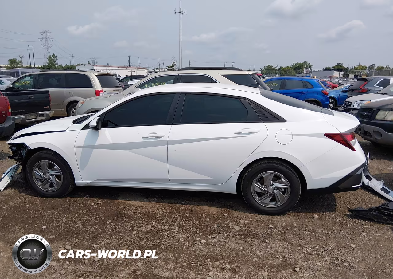 2026 Hyundai Elantra Se VIN:KMHLL4DG2TU172798 - 15