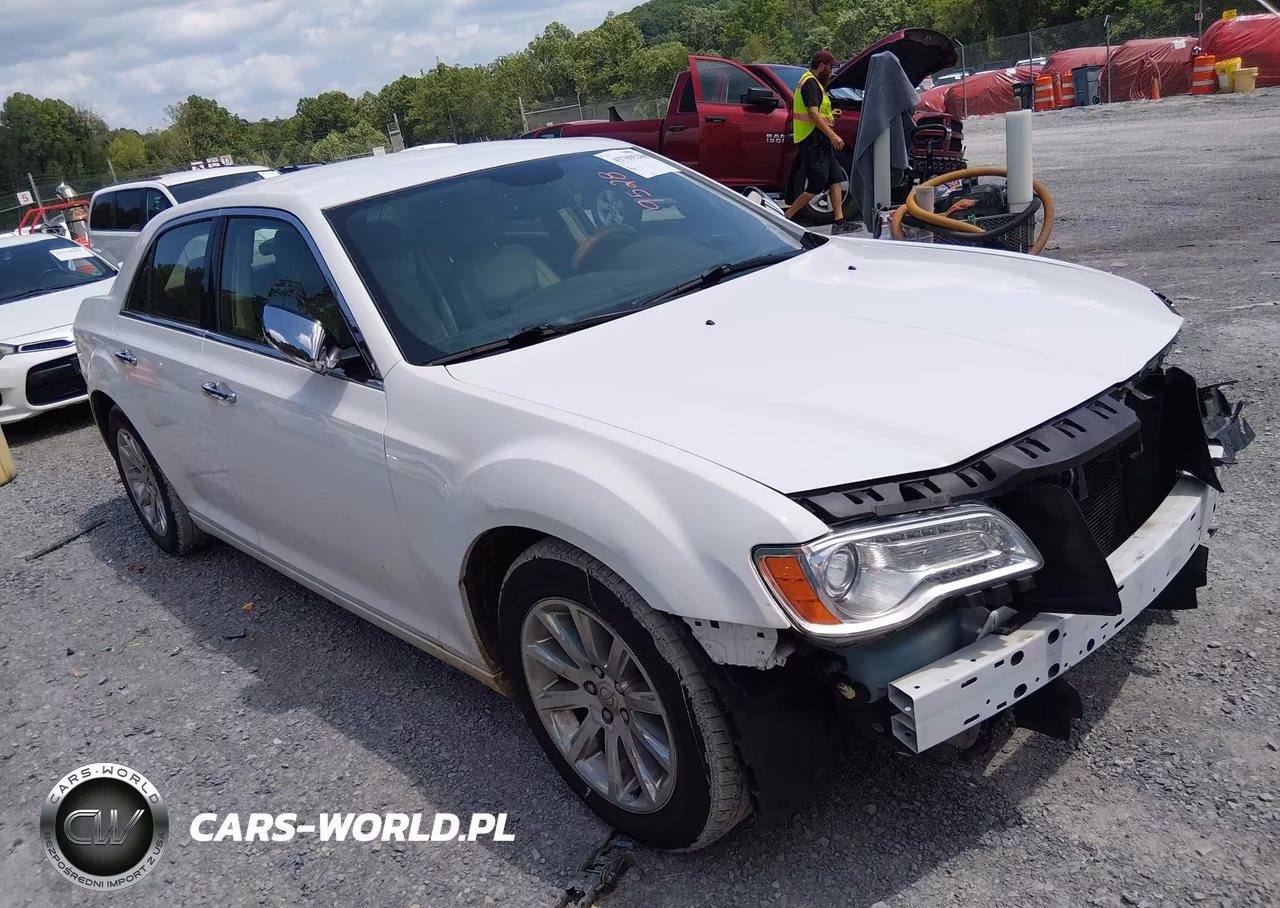 2014 Chrysler 300C – zdjęcie 1 z 20