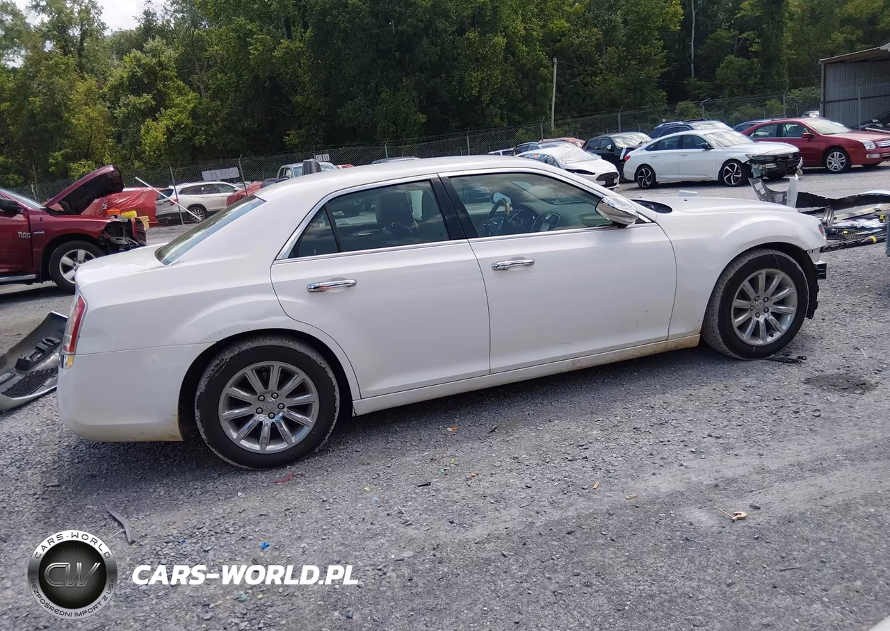 2014 Chrysler 300C VIN:2C3CCAEG7EH275839 - 14