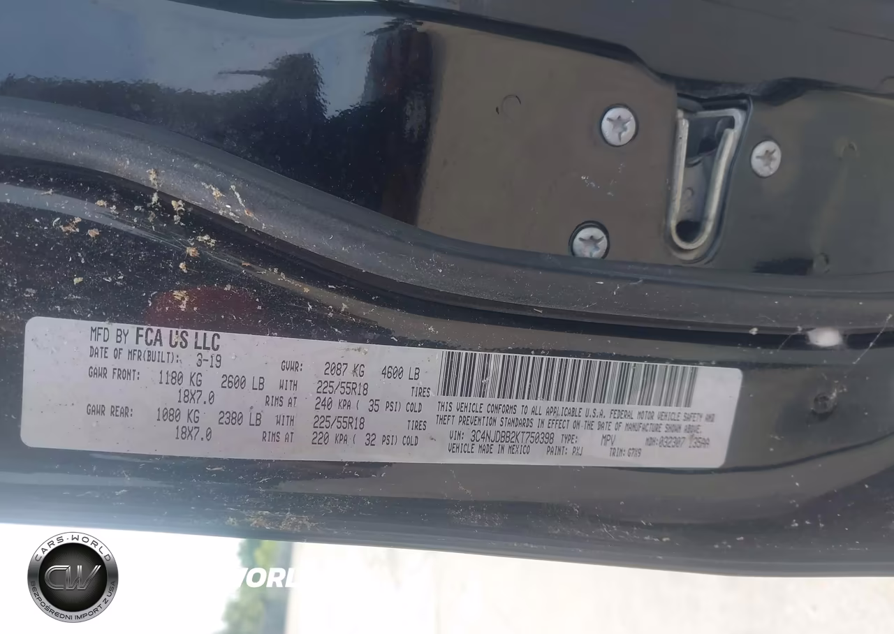 2019 Jeep Compass Altitude 4X4 VIN:3C4NJDBB2KT750398 - 9