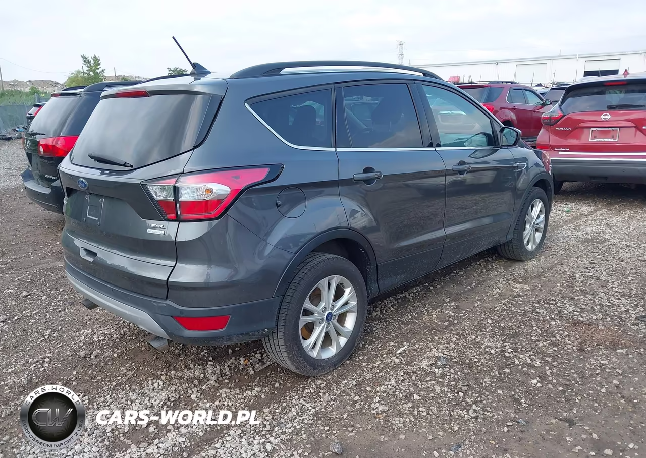 2018 Ford Escape Sel VIN:1FMCU0HD7JUA50053 - 4