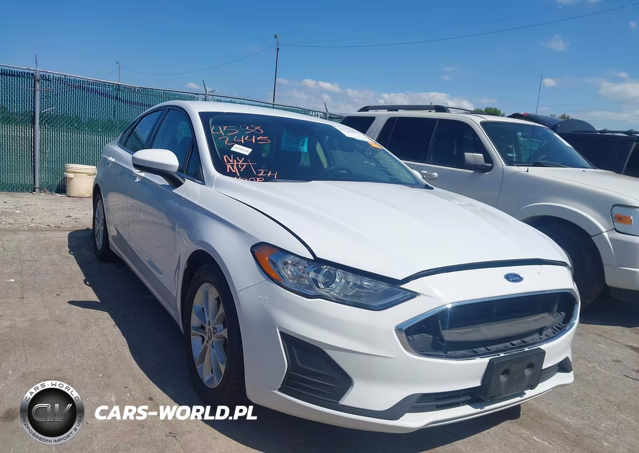2019 Ford Fusion Se – zdjęcie 1 z 13
