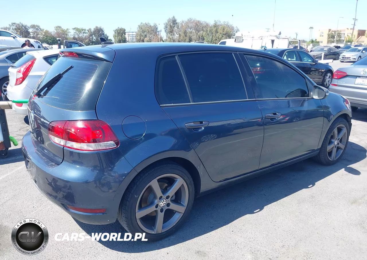 2012 Volkswagen Golf 2.5L 4-Door VIN:WVWDB7AJ8CW315707 - 4