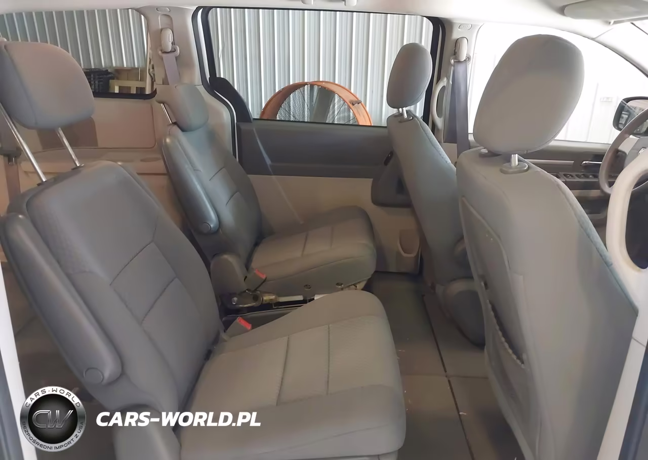 2010 Dodge Grand Caravan Se VIN:2D4RN4DE9AR111369 - 8
