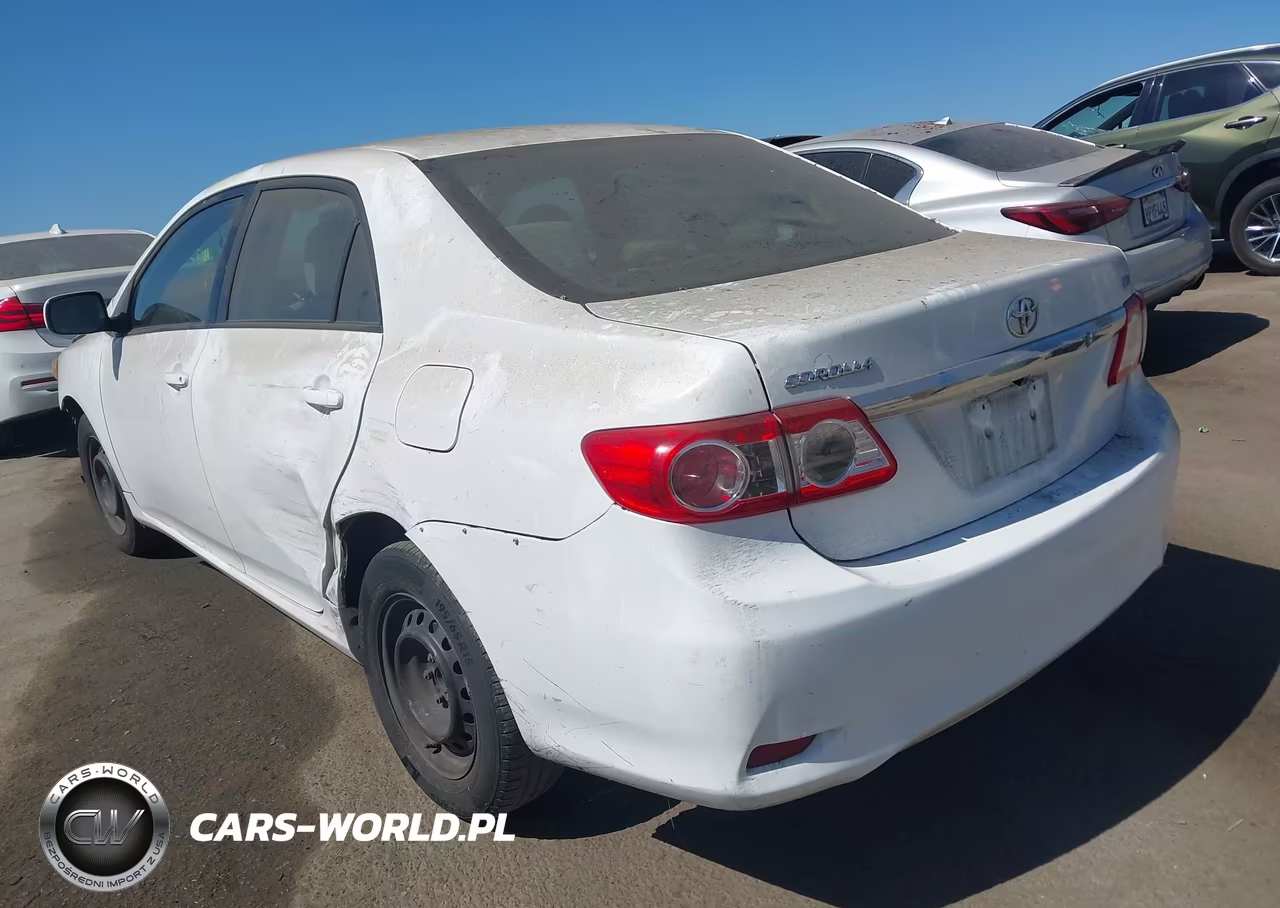 2011 Toyota Corolla Le VIN:JTDBU4EE6B9161847 - 3