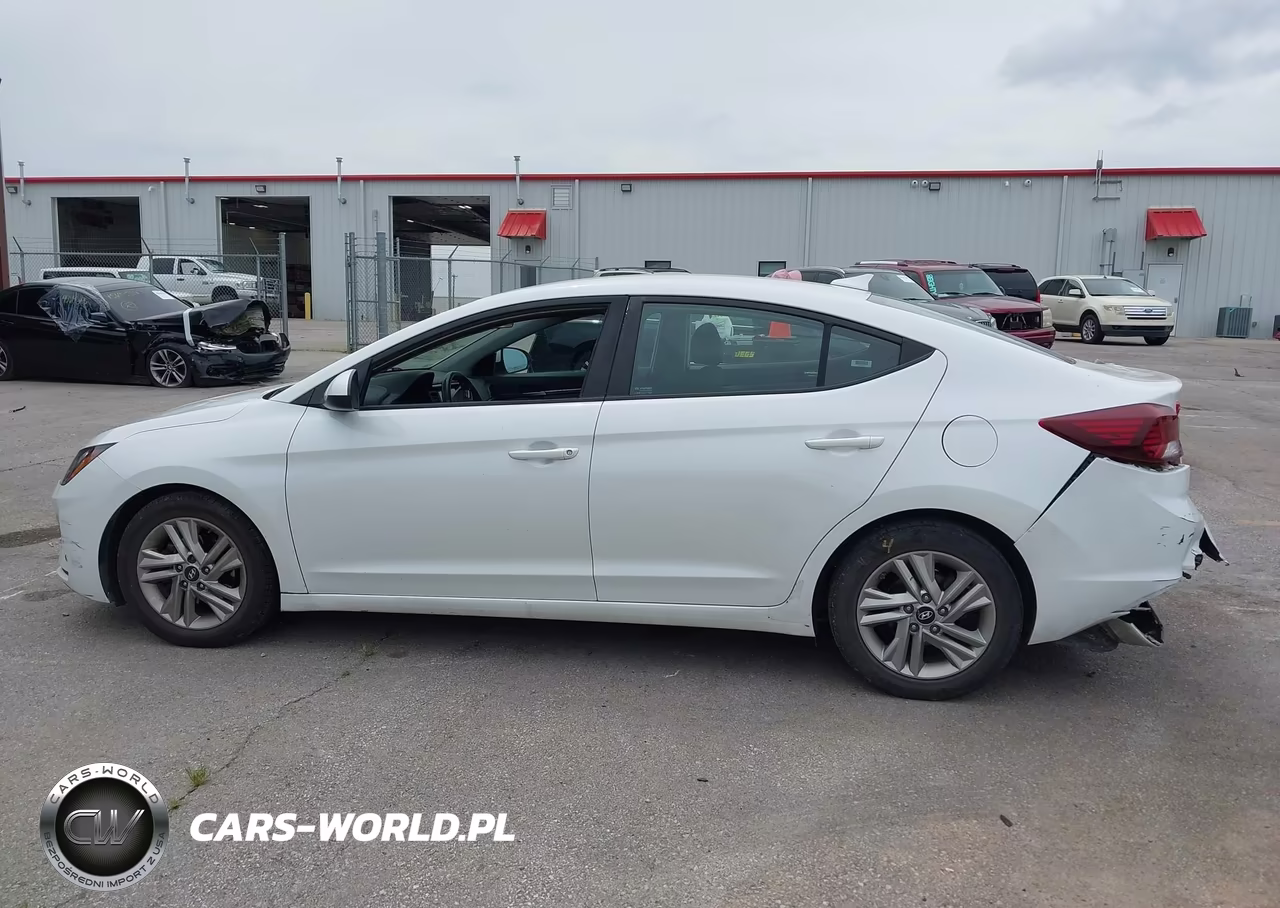 2020 Hyundai Elantra Sel VIN:5NPD84LF8LH567856 - 15