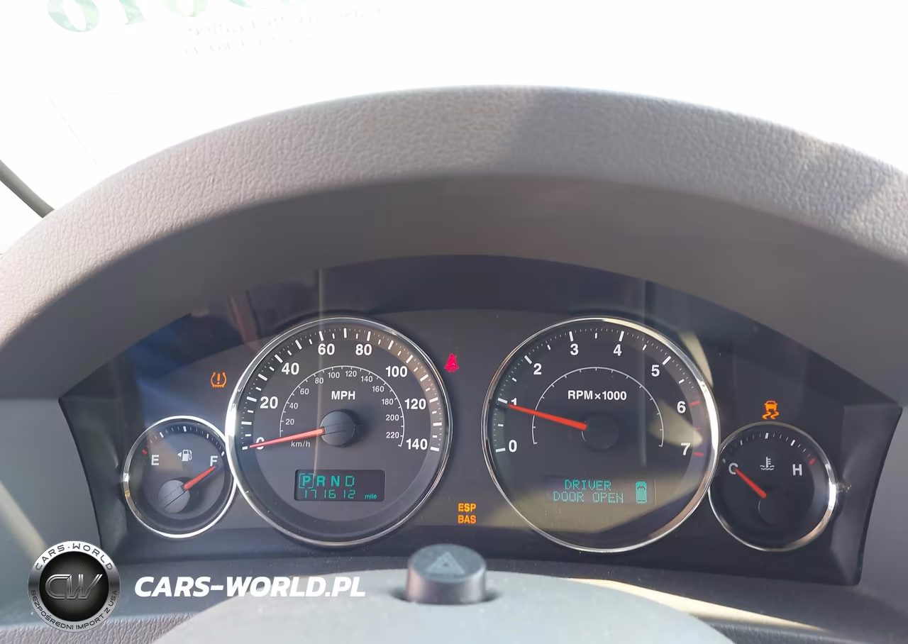 2007 Jeep Grand Cherokee Laredo VIN:1J8GR48K47C520091 - 7