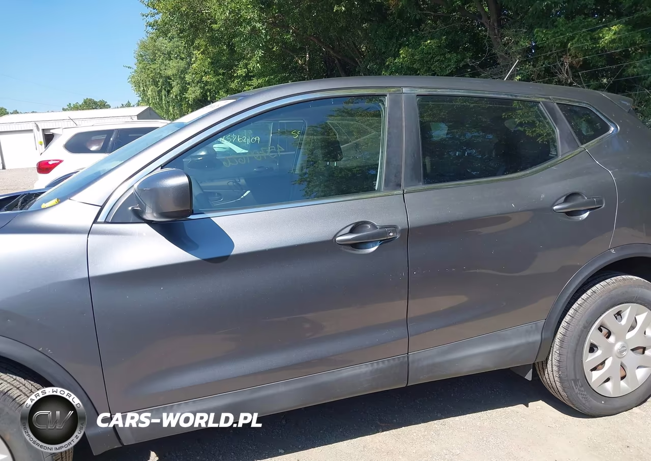 2019 Nissan Rogue Sport S VIN:JN1BJ1CR7KW330484 - 14