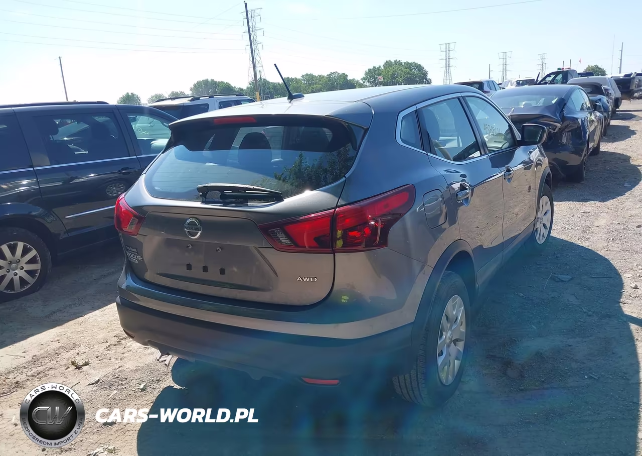 2019 Nissan Rogue Sport S VIN:JN1BJ1CR7KW330484 - 4