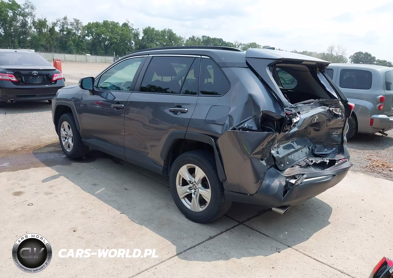 2021 Toyota Rav4 Xle VIN:2T3P1RFVXMW240970 - 3