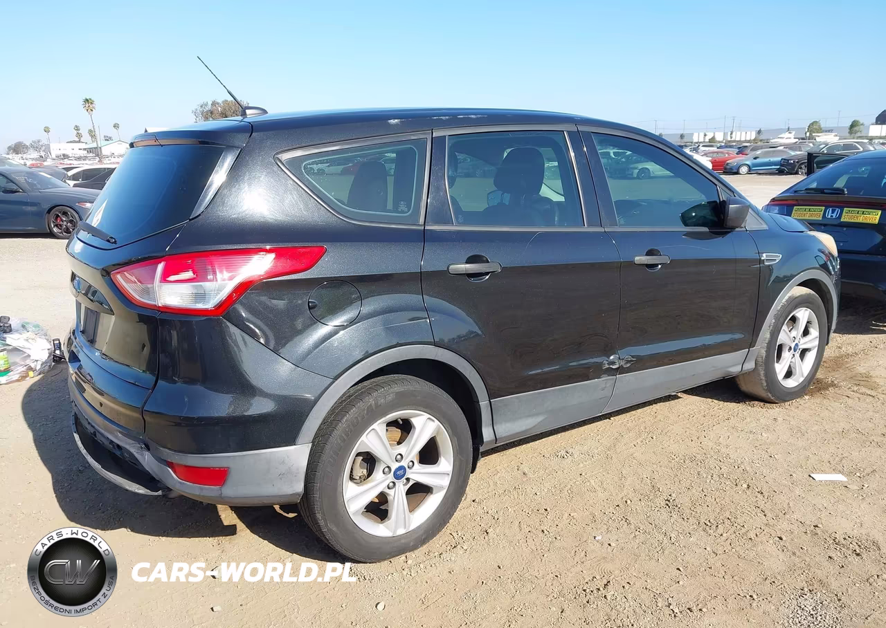 2014 Ford Escape S VIN:1FMCU0F74EUE53698 - 4