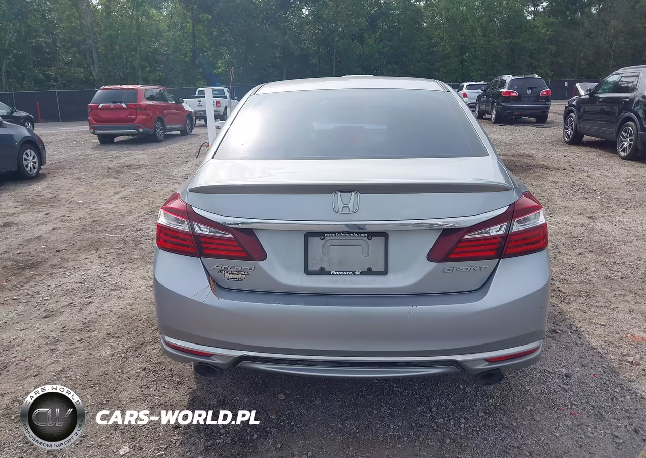 2017 Honda Accord Sport VIN:1HGCR2F57HA258492 - 17