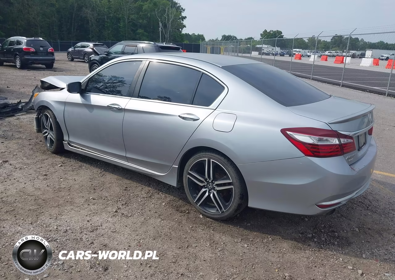 2017 Honda Accord Sport VIN:1HGCR2F57HA258492 - 3
