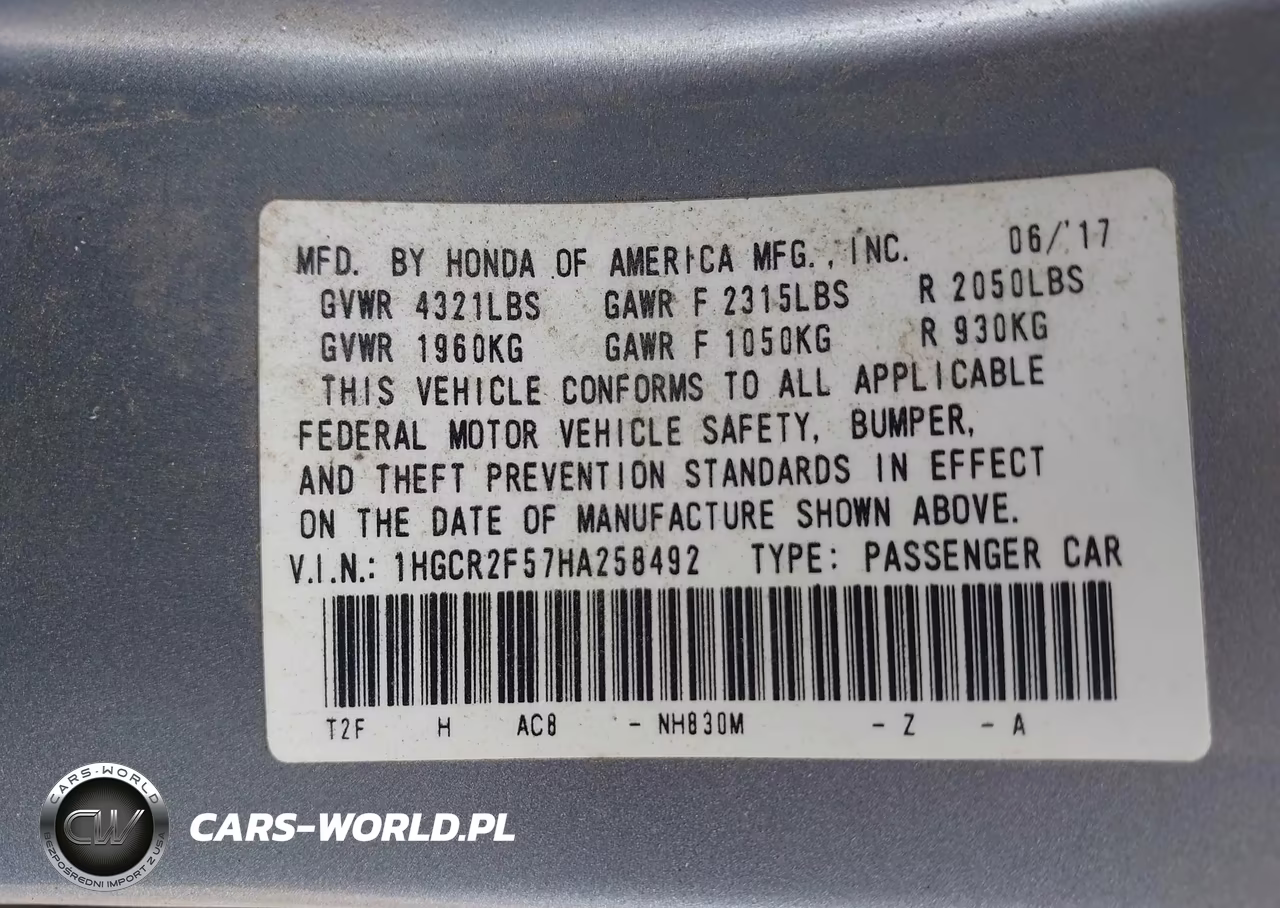 2017 Honda Accord Sport VIN:1HGCR2F57HA258492 - 9