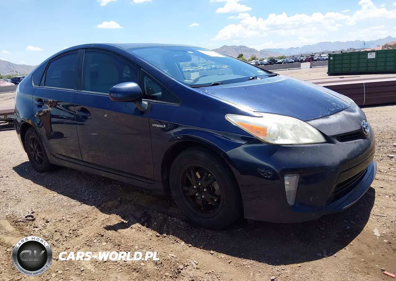 2013 Toyota Prius Two VIN:JTDKN3DU3D0350589 - 1