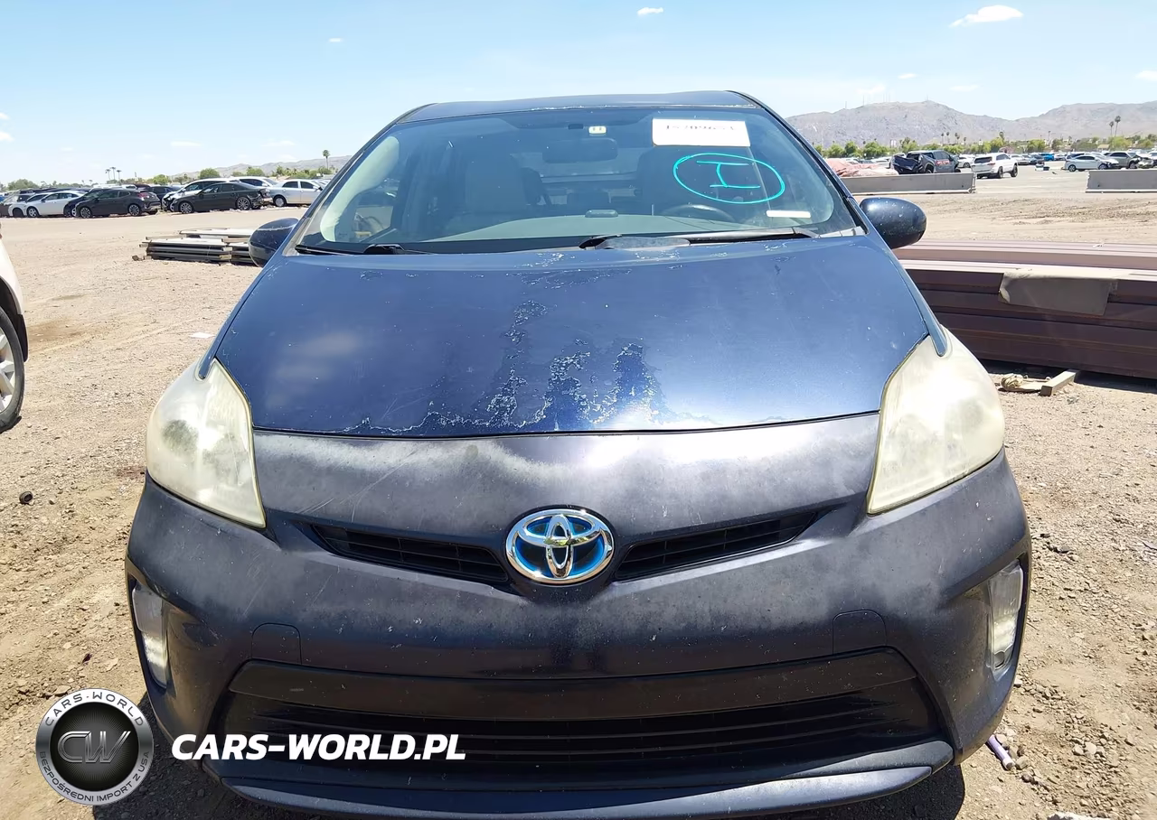 2013 Toyota Prius Two VIN:JTDKN3DU3D0350589 - 6
