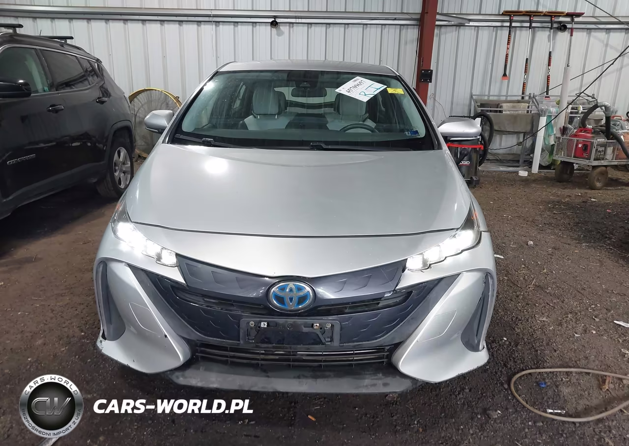 2017 Toyota Prius Prime Premium VIN:JTDKARFP4H3012032 - 12